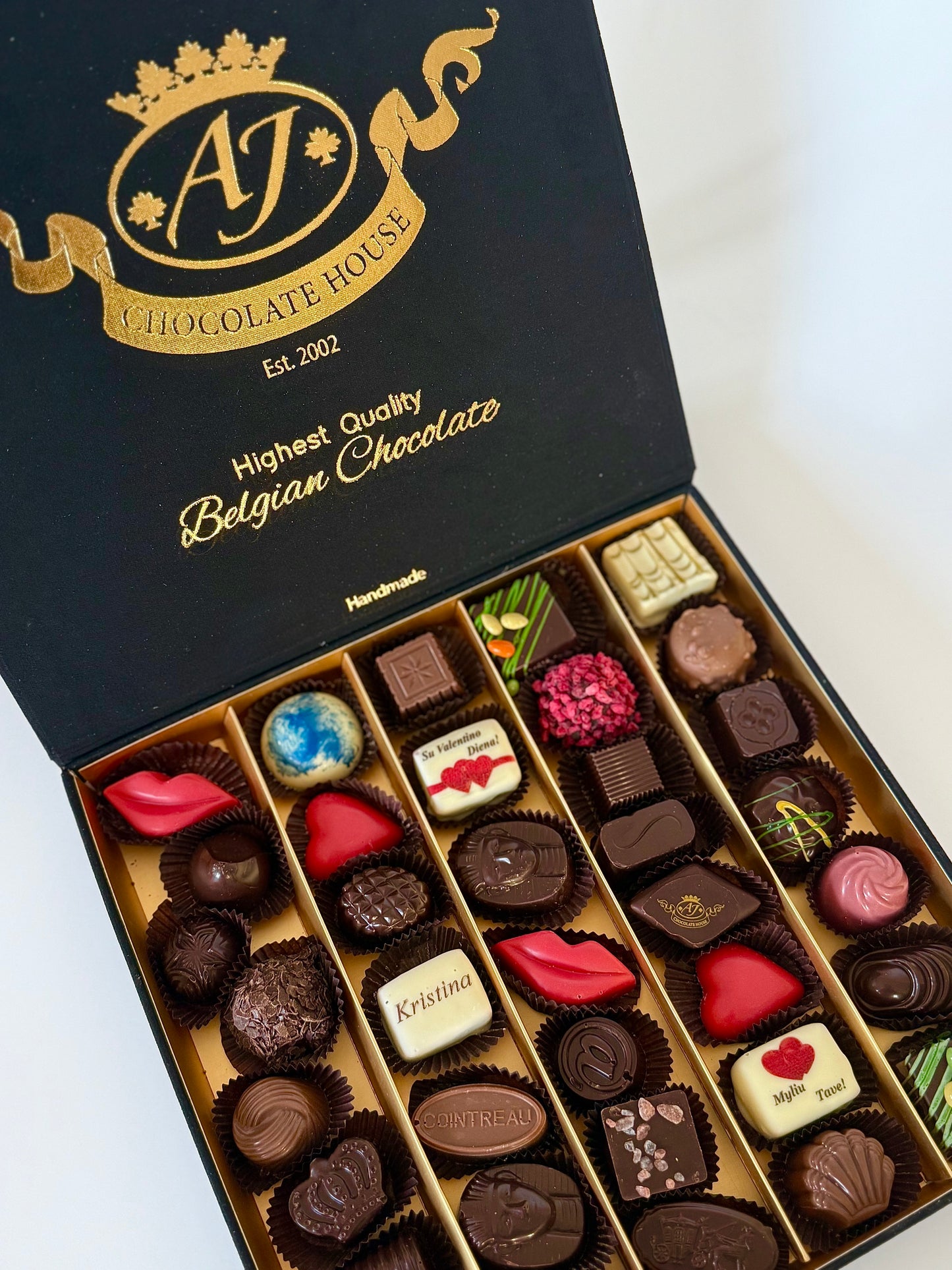 Saldainiai su Jūsų vardu "Myliu Tave" prabangi dėžutė 500 gr.