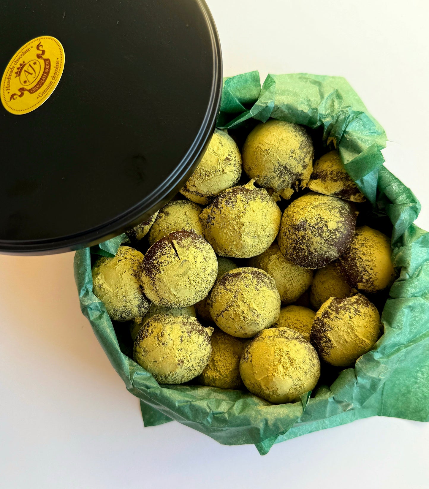 Triufeliai su matcha, 200 gr.