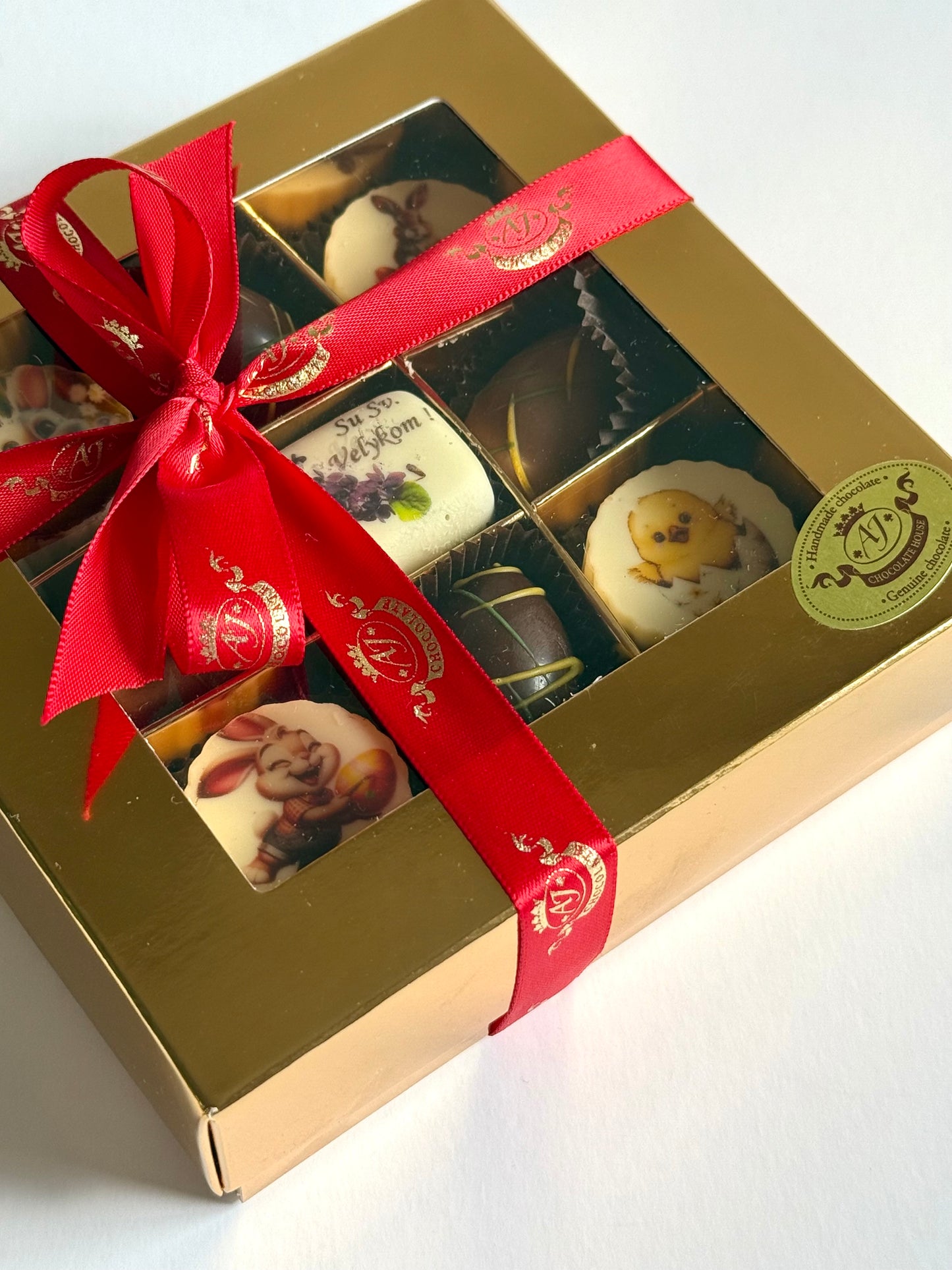 Velykinis saldainių asorti, auksinė dėžutė 120 gr.