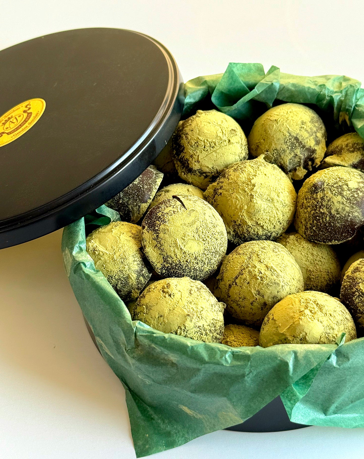Triufeliai su matcha, 200 gr.