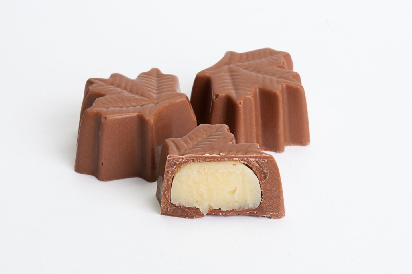 Piena šokolādes konfektes "Kļava" 12 g. Preces Nr. 0039 (100 g.)
