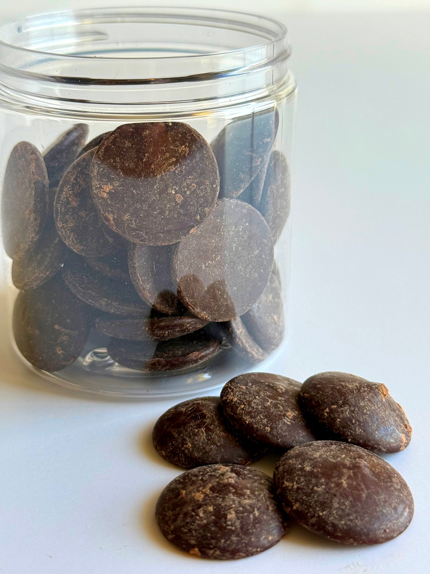 Juodasis šokoladas indelyje, 140 gr.