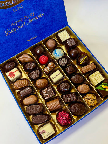 Saldainiai su Jūsų vardu, prabangi dėžutė 500 gr.