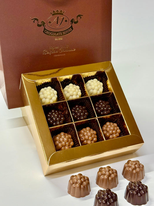 Kalėdiniai saldainiai su imbierinių sausainių įdaru, 90 gr.